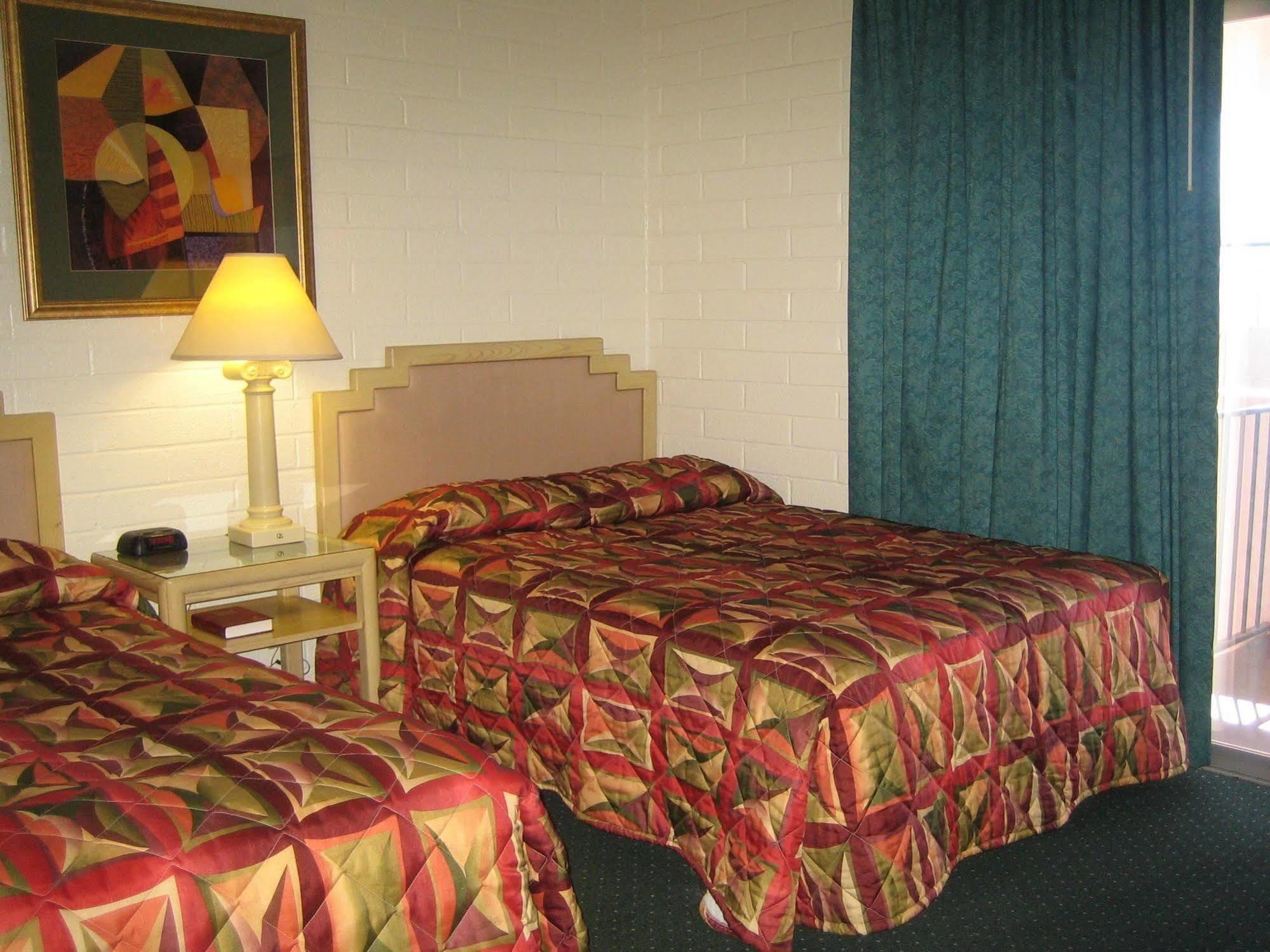 Econo Lodge Inn & Suites Yuma I-8 ภายนอก รูปภาพ