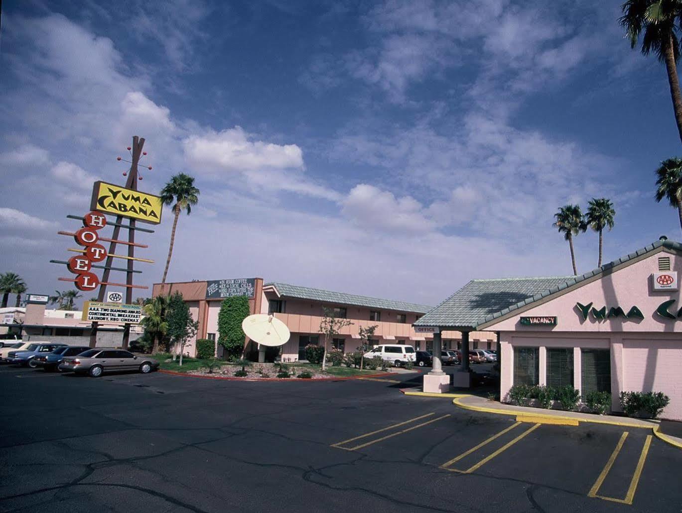 Econo Lodge Inn & Suites Yuma I-8 ภายนอก รูปภาพ